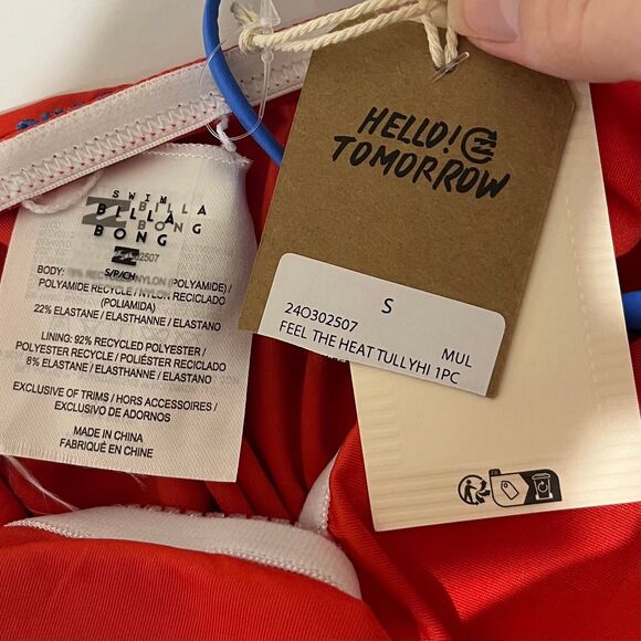 Billabong Feel The Heat Tully One Piece Swimsuit size Small NWTs - Picture 4 of 5